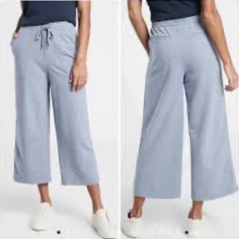 Athleta Farallon Wide Crop